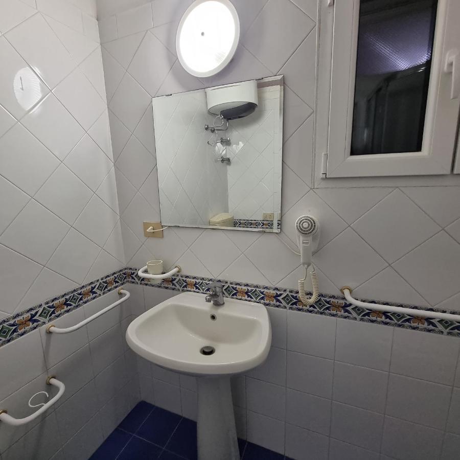 Appartamenti Su Piazza Matteotti Forio Centralissimi Zewnętrze zdjęcie