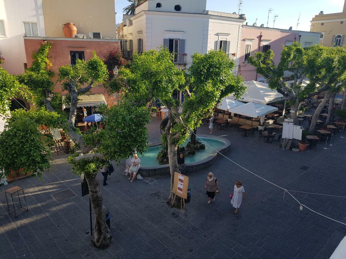 Appartamenti Su Piazza Matteotti Forio Centralissimi Zewnętrze zdjęcie