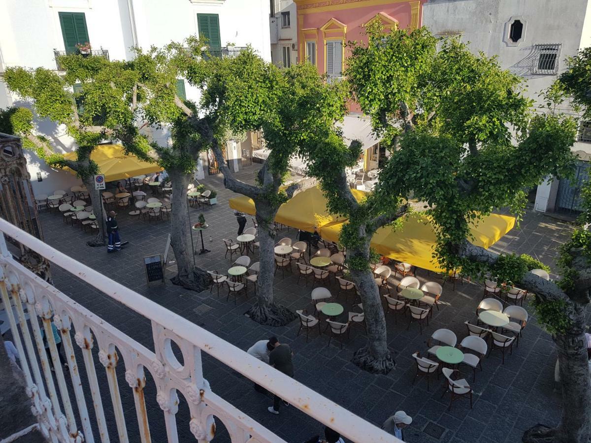 Appartamenti Su Piazza Matteotti Forio Centralissimi Zewnętrze zdjęcie